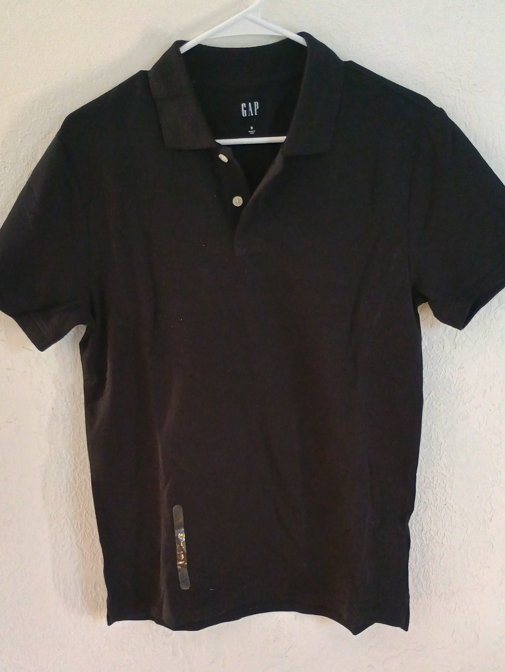 GAP Men’s Black Polo Shirt with Two-Button Placket